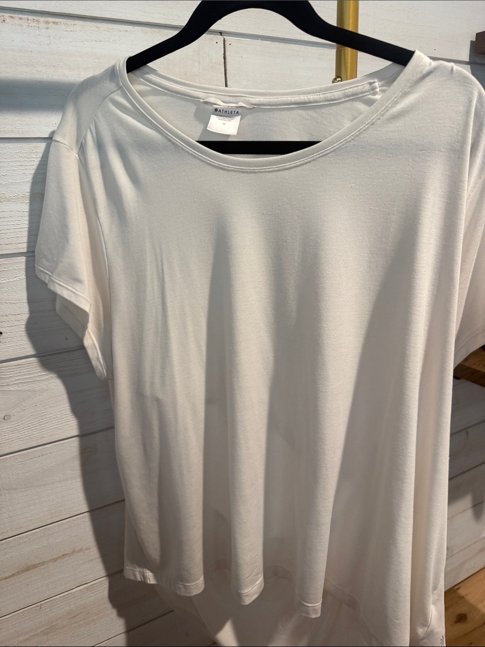 Athleta White Short-Sleeve Scoop Neck Tee open back